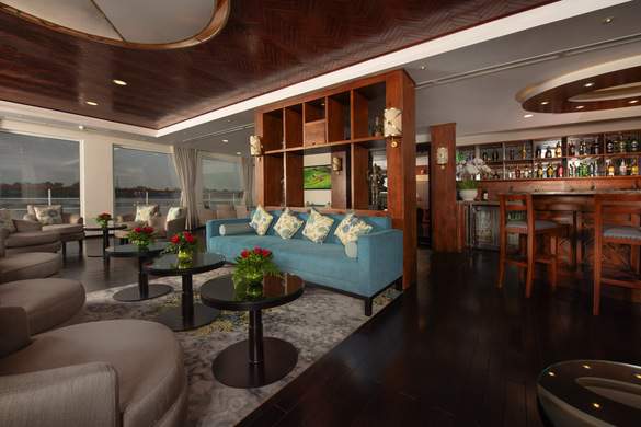 Avalon Waterways, Avalon Saigon, Panorama Lounge 1.jpg